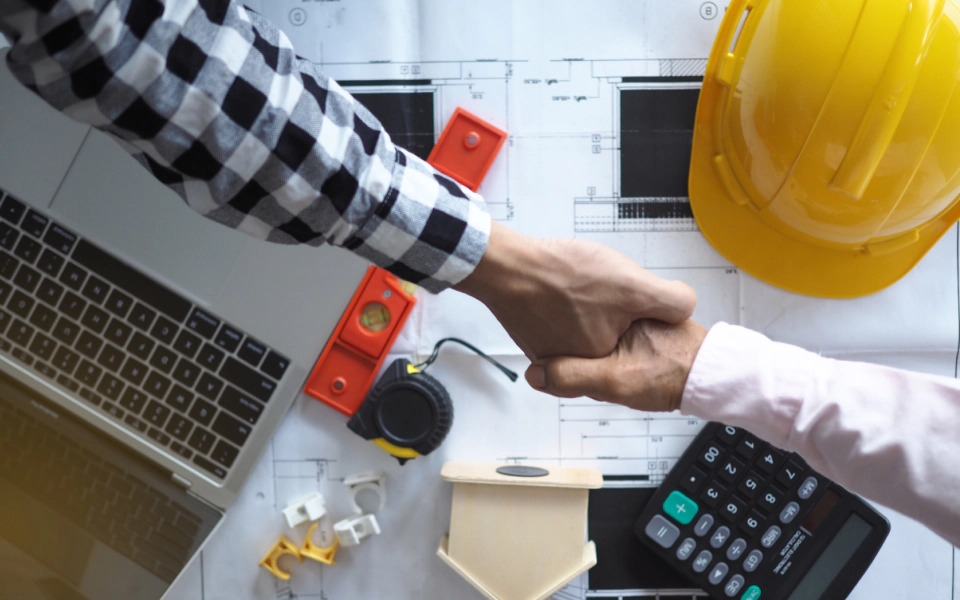 Smart Hiring: Choosing Renovation Contractors Wisely